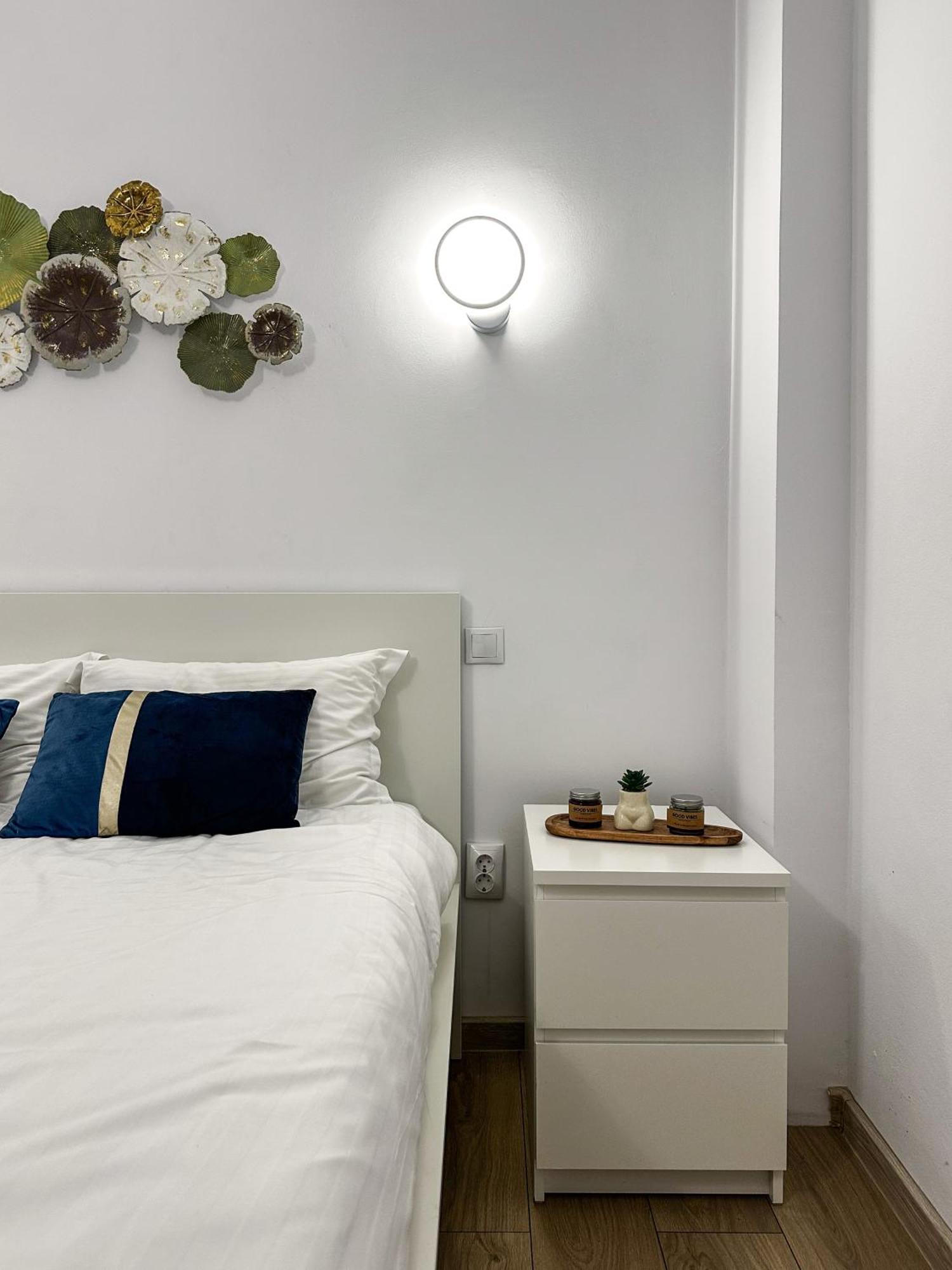 Superior One Bedroom Apartment Unirii Square บูคาเรสต์ ภายนอก รูปภาพ